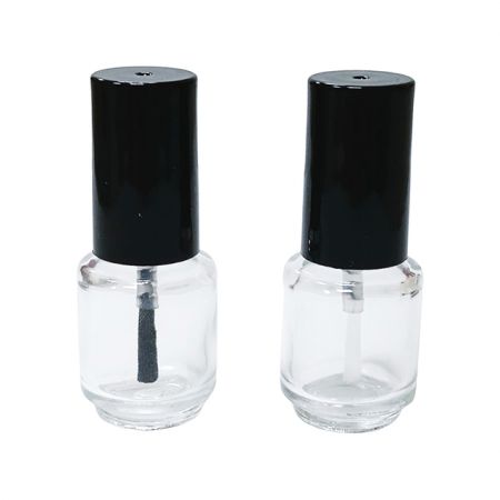 Nagellakfles met duidelijke of zwarte borstel